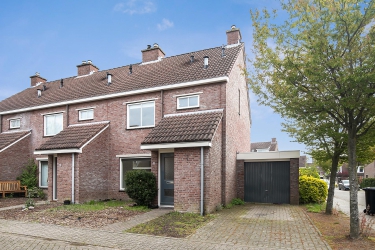 Zevenblad 2, 7623 CG, Borne