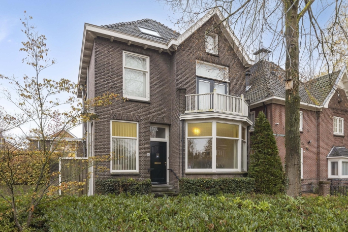 Oldenzaalsestraat 132, 7514 DT, Enschede