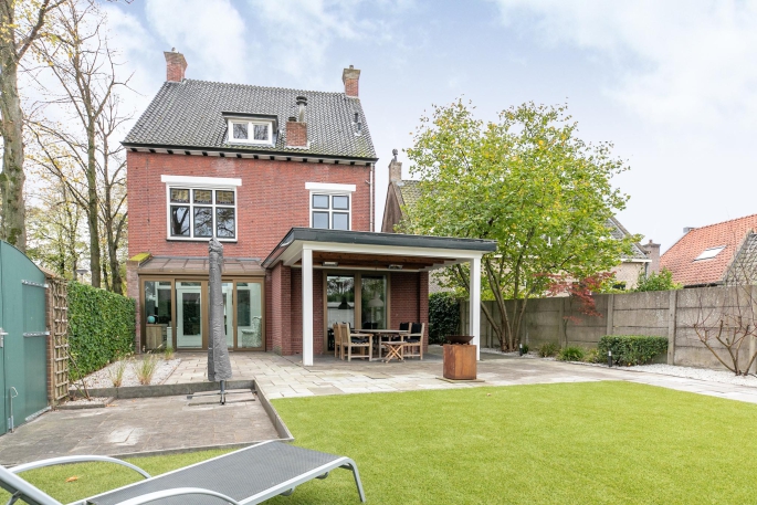 Markt 13, 4724 BK, Wouw
